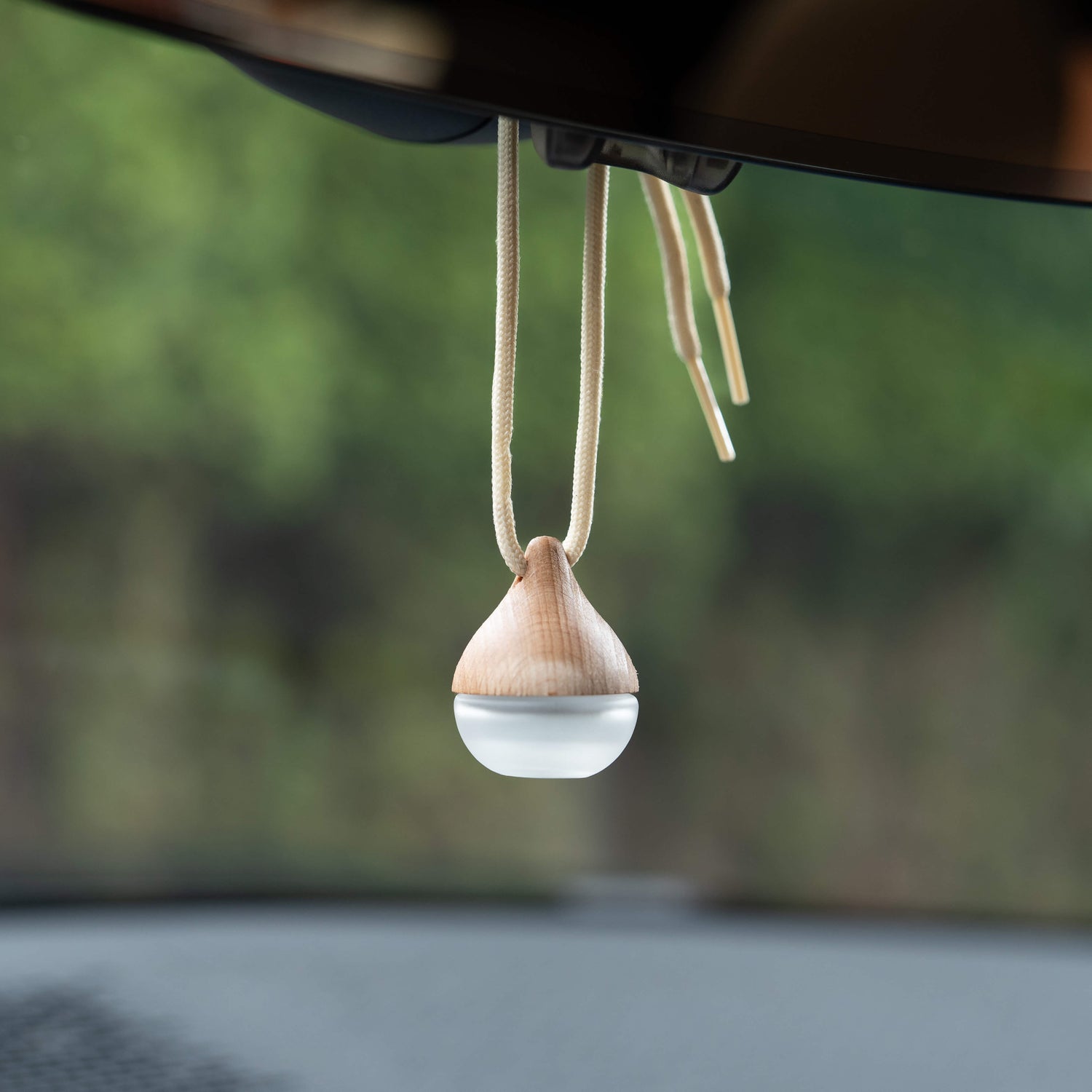 Essential Oil Car Diffuser