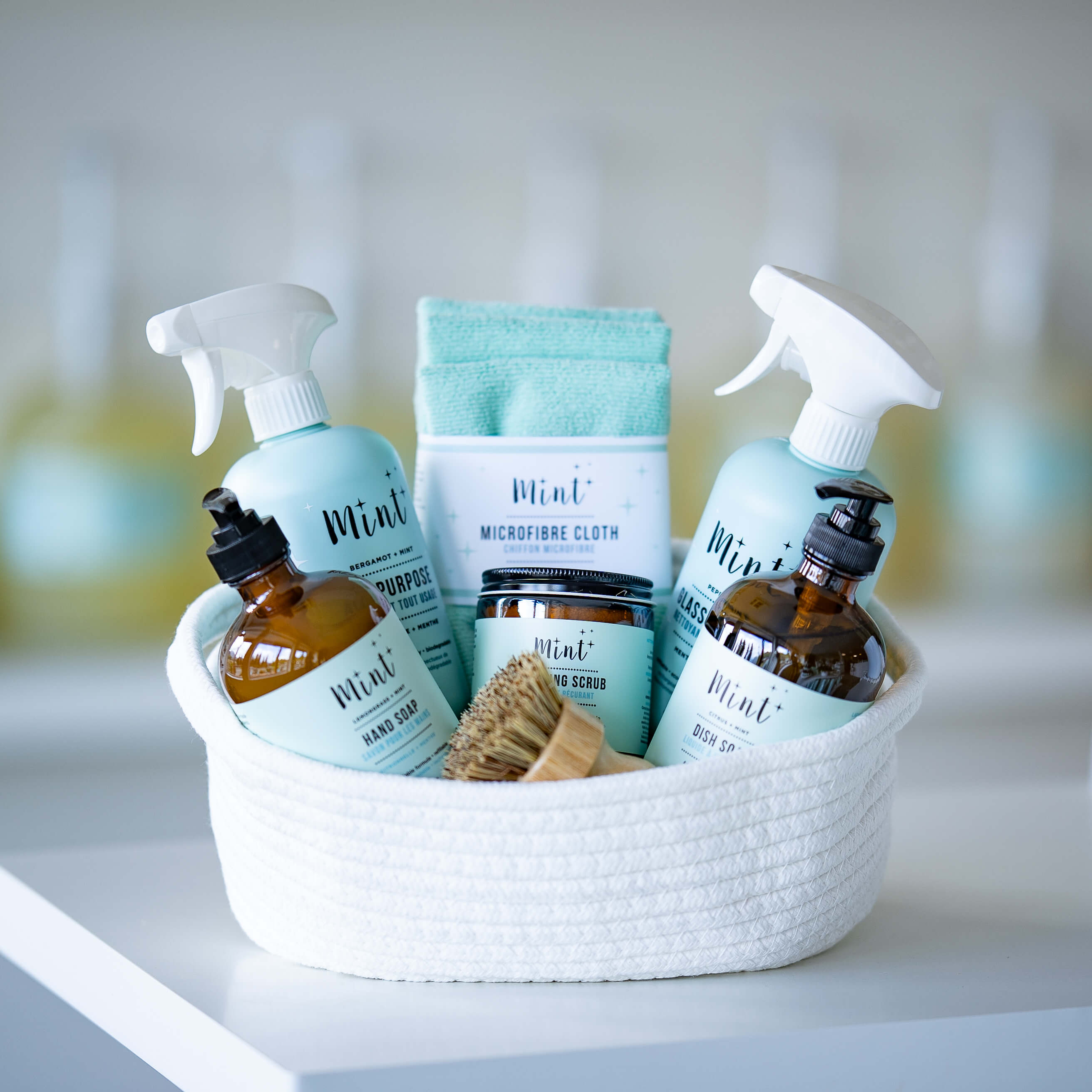 Ming Houyse Warming Basket
